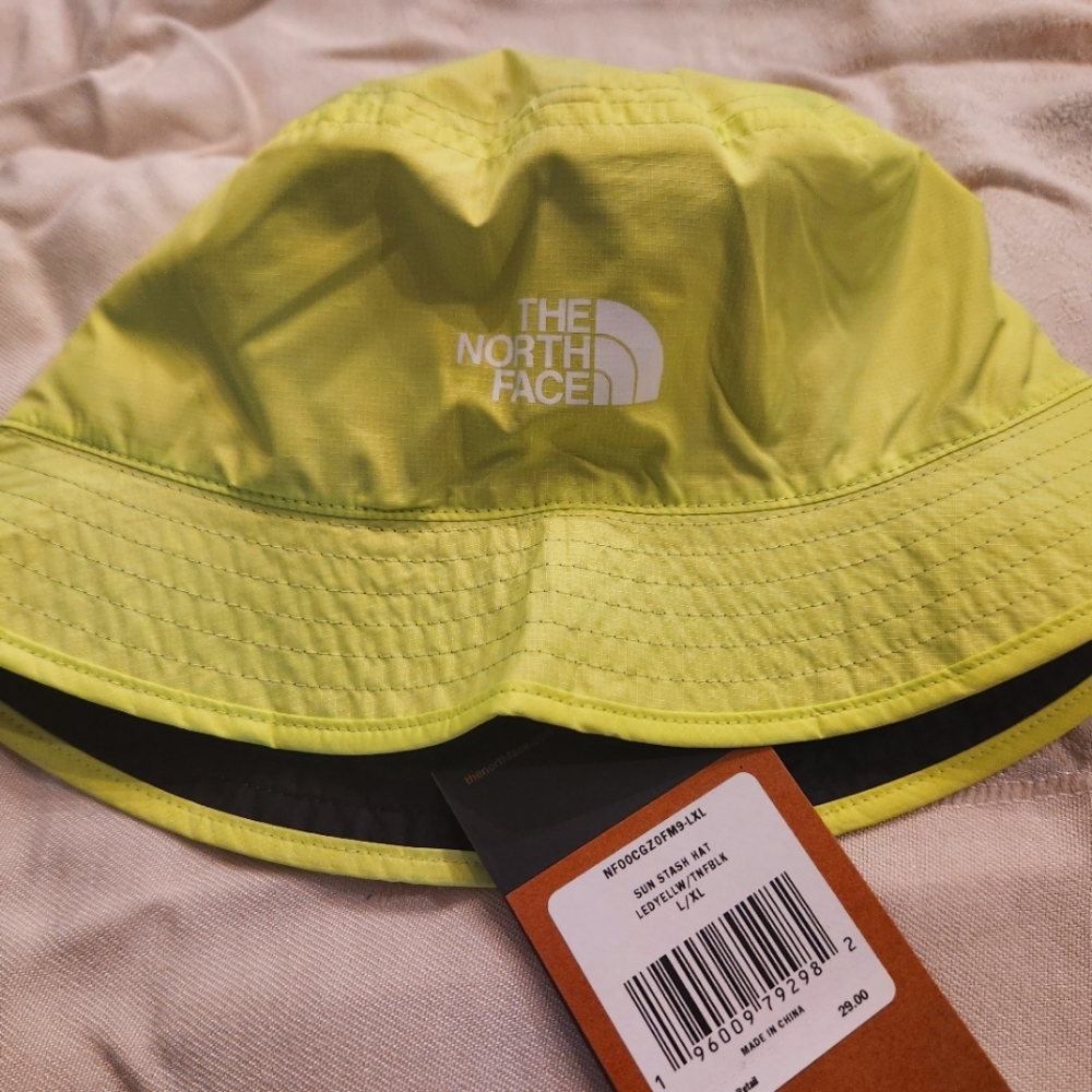 Northface bucket hat